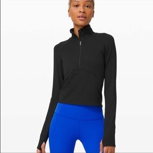 Lululemon 1/2 zip cropped pullover